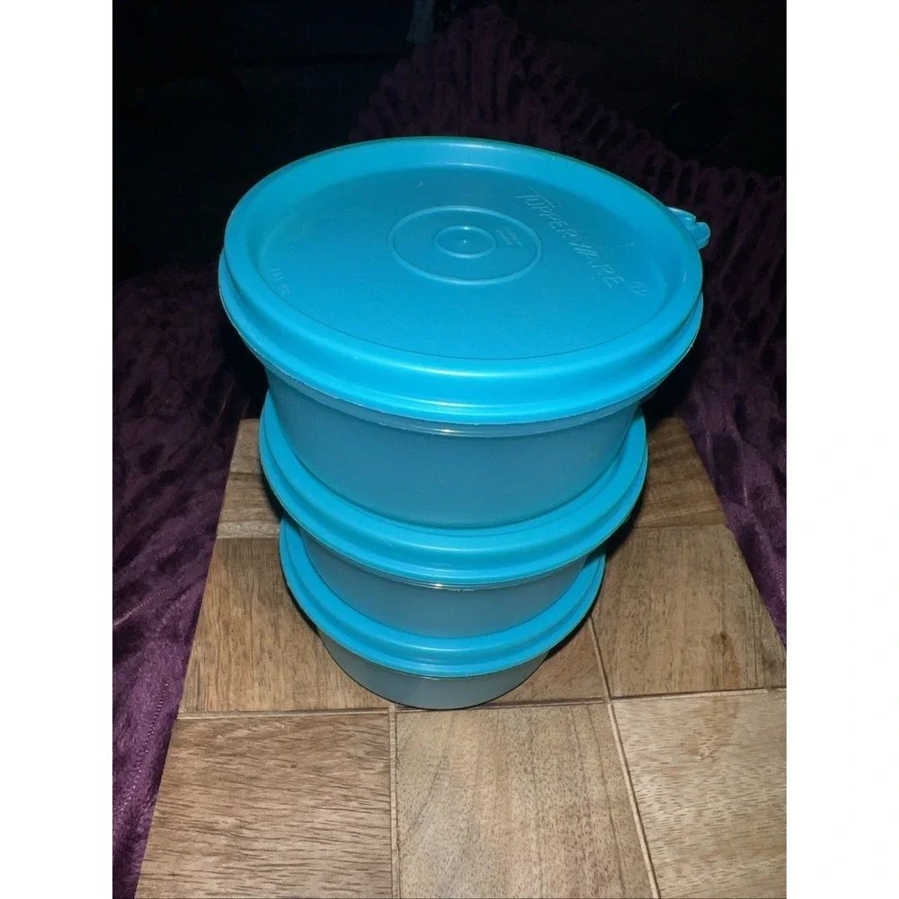 TUPPERWARE 1321 Snack Cups Set Lot Of 3 Bowls 7 oz Serving Dip Dish Blue Teal